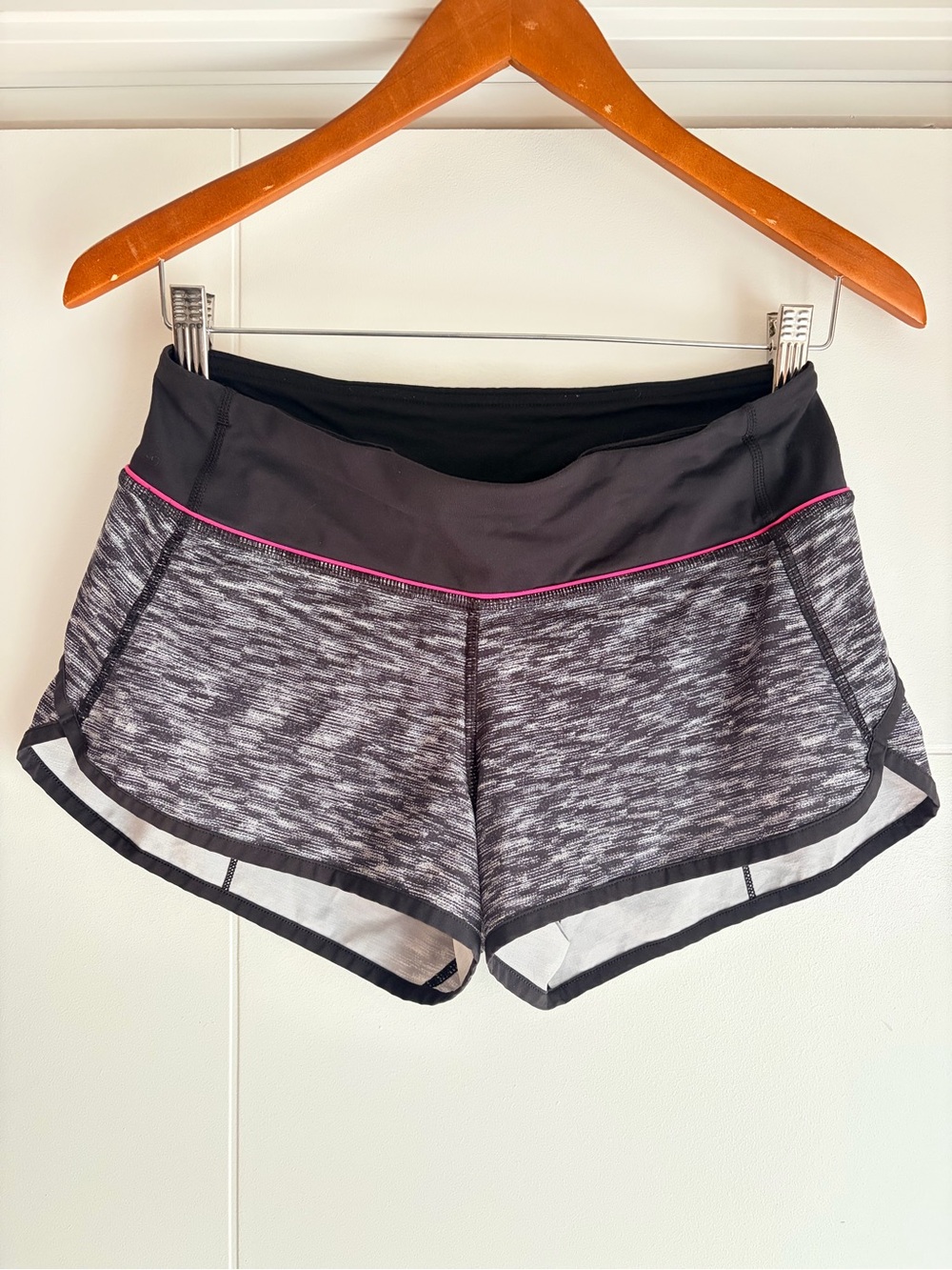 Women's Lululemon Black & Gray Speed Running Shorts with Pink Trim